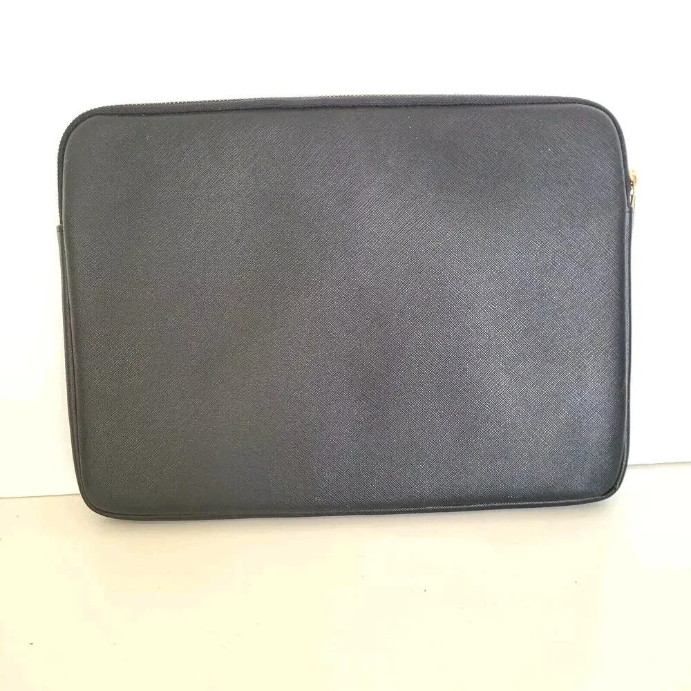 Kate Spade Black Solid Universal Laptop Slim Sleeve Pouch Zip‎ 13